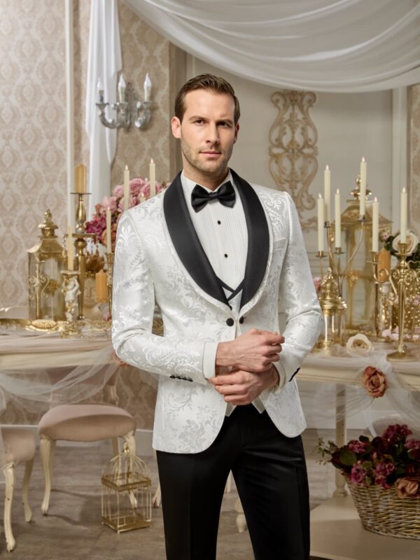 SMOKING PRESTIGE BLANC AVEC DES MOTIFS COL NOIR SATINÉ
