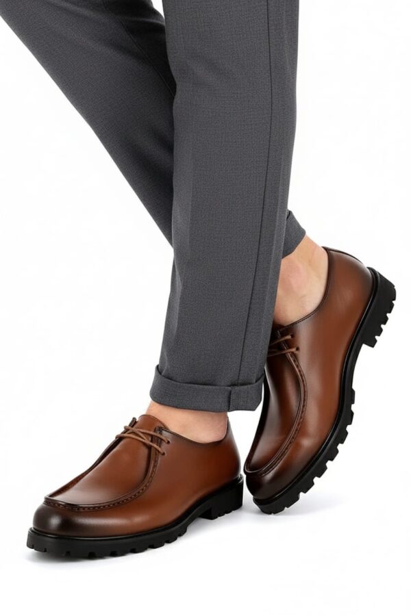 MOCASSIN A LACETS MARRON