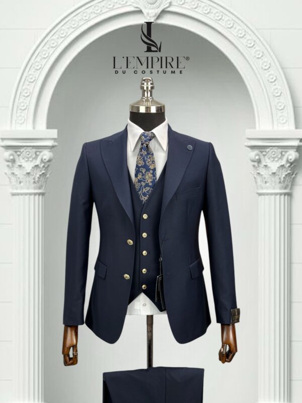 COSTUME 3 PIÈCES BLEU NUIT BOUTON DORÉ