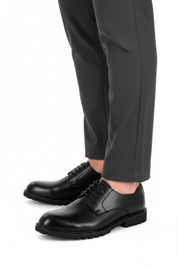 CHAUSSURE NOIRE