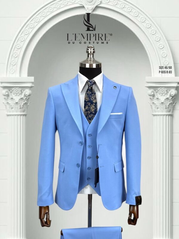 COSTUME 3 PIÈCES BLEU CLAIR 2 BOUTON