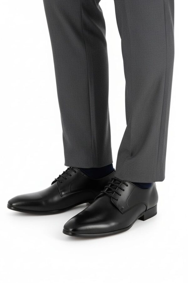 CHAUSSURE NOIRE